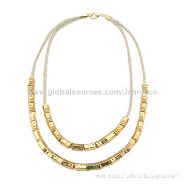Metal Necklace Made of Golden Fashoin Chain, available in Various DesignNew